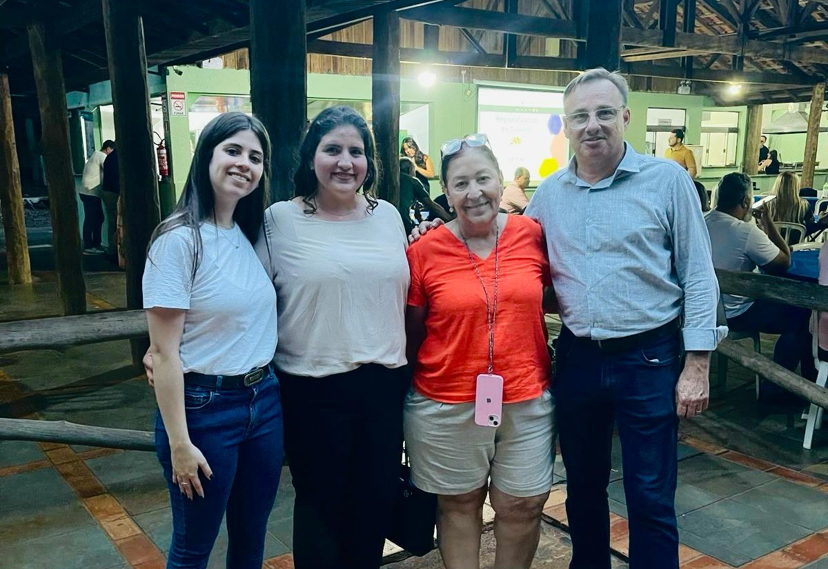 Mandaguaçu Marca Presença na Oficina de Regionalização do Turismo em Santa Fé