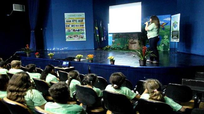 Os alunos do 3º, 4º e 5º ano das Es