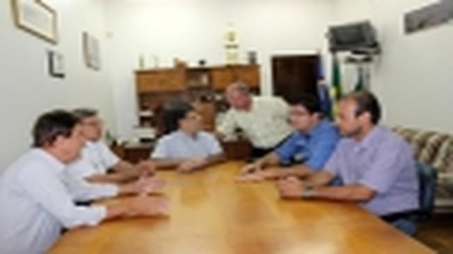 Subchefe da Casa Civil visita Mandaguaçu