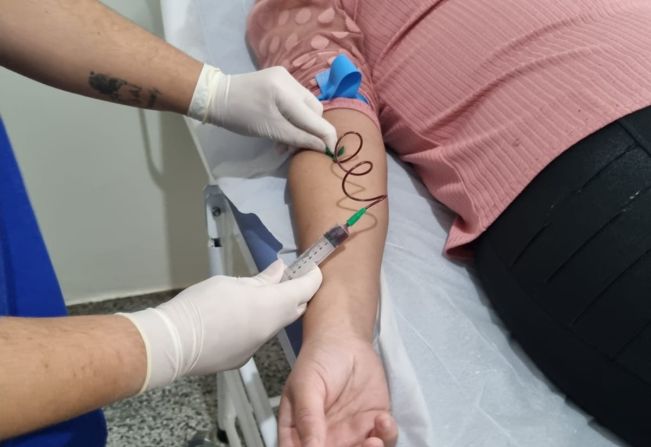 Pronto Socorro de Mandaguaçu realiza coleta de exames de análises clínicas 