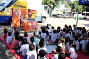 C.M.E.I Favo de Mel e Escola Municipal Barão do Rio Branco - BiblioSESC
