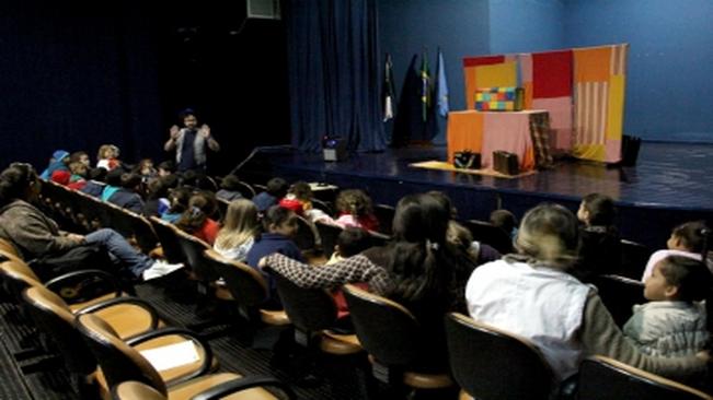 C.M.E.I Luiz Gabriel Sampaio e Escola Municipal Miguel de Souza - BiblioSESC